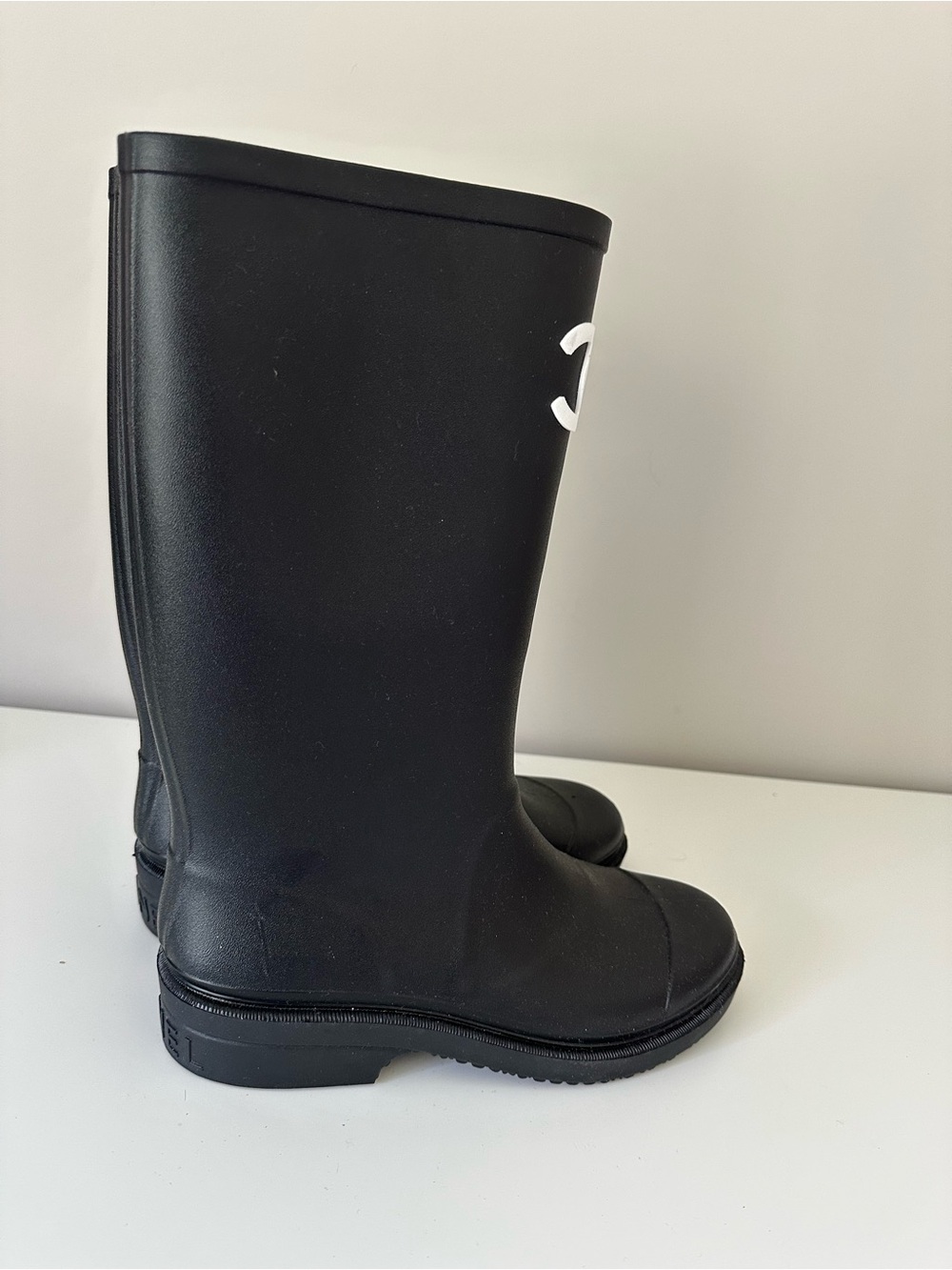 CHANEL Black Rain Boots - Picture 4 of 16